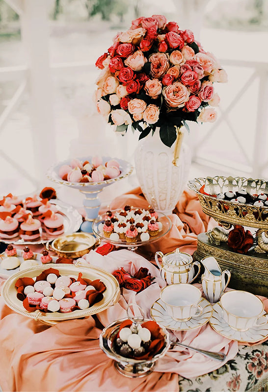 dāvana; dāvanas; saldas dāvanas; kāzām; dāvana kāzām; kāzu viesiem; šokolāde; šokolādes trifeles; līgavām; līgavai; caps chocolate; šokolādes māja; šokolādes dāvanas; jaunā teika